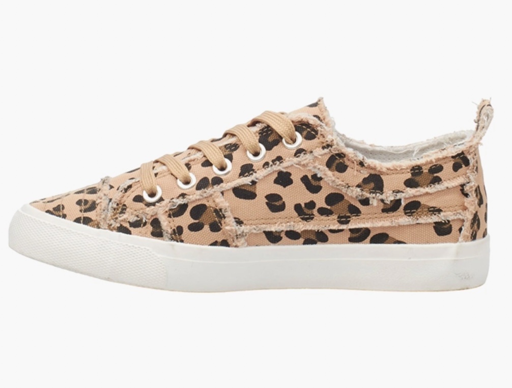 Butterfly Feet Leopard Canvas Sneakers - Image 3