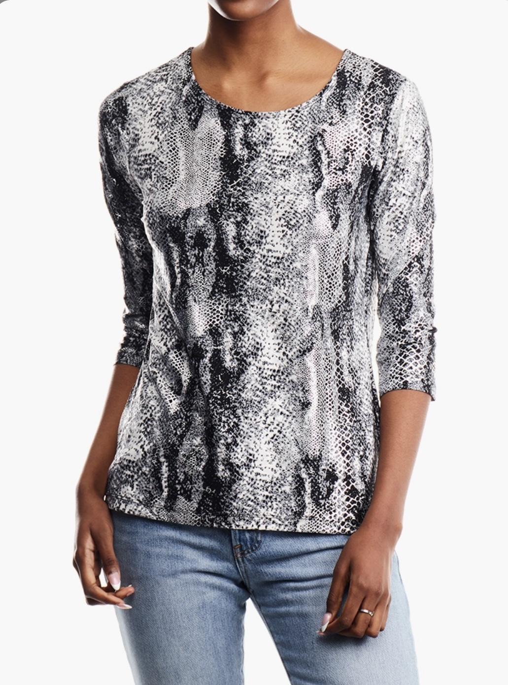 Daily Finery Black & White Snake Printed Quarter Sleeve Top