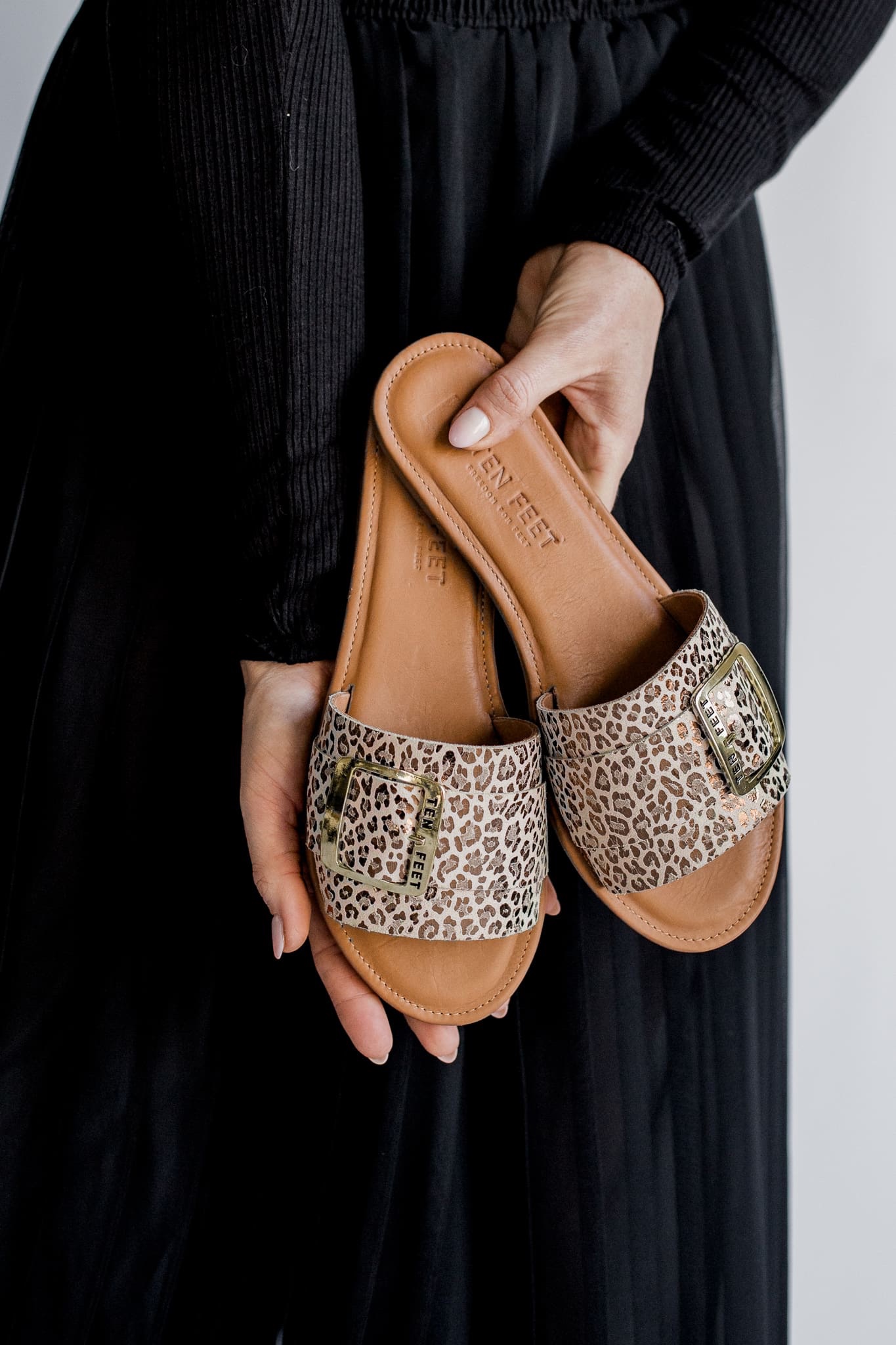 Ten Feet Large Buckle Slider Sandal