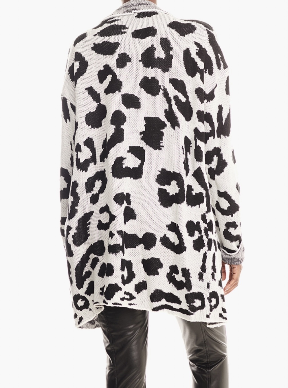 Oxford St. London Leopard Cardigan - Image 3